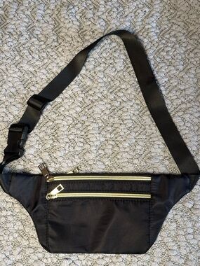 Black Women Waist Bag with Gold Zippers